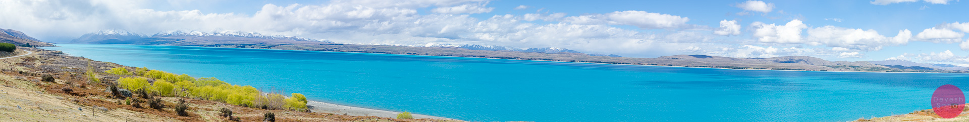 Panoramic view of Lake Pukaki, New Zealand
